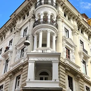 Szálloda Le Petit, Róma