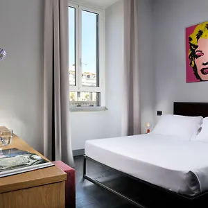 Πανσιόν Art Navona