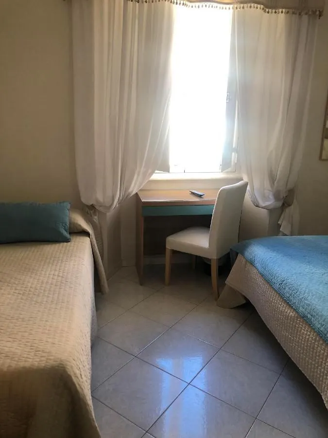 ** Couette-café B&B Andy&Lu Rome Italie
